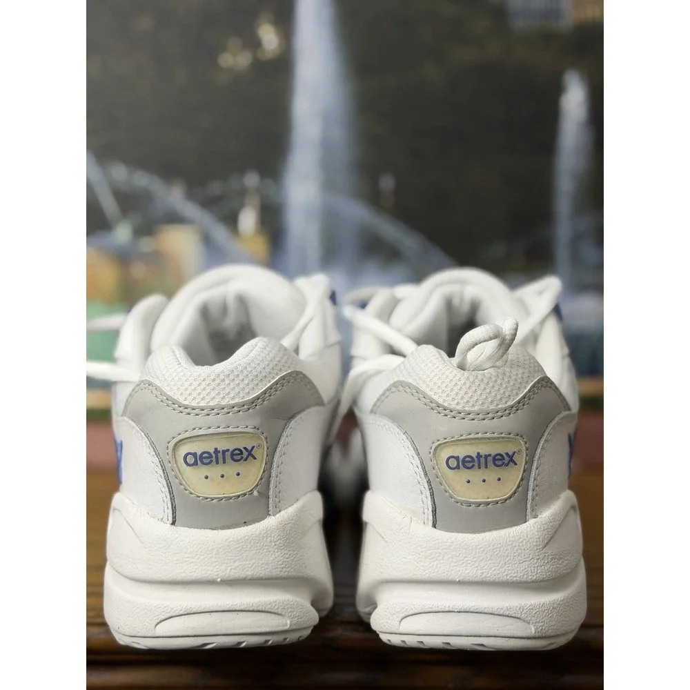 Aetrex Sneakers Women 9.5 X-Wide Periwinkle Lace Walker V854WX065 Reflective